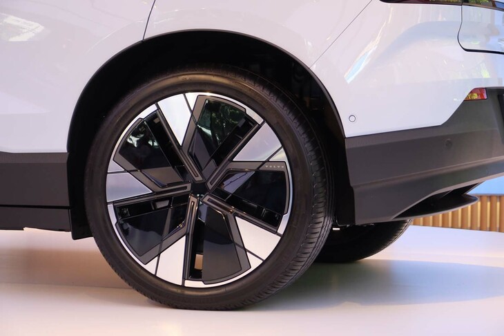 ボルボEX30ウルトラ シングルモーター エクステンデッドレンジ（リアホイール）