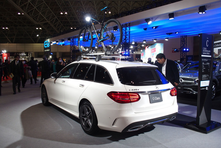 メルセデス・ベンツC220dステーションワゴン ローレウスエディション