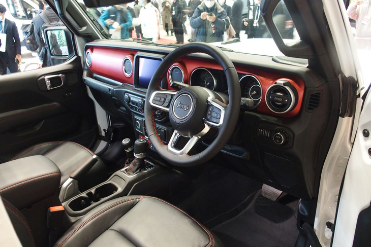 ジープ・グラディエーター（インストゥルメントパネル）