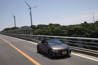 今回のテストでは高速道路を中心に460kmあまりを走行し、満タン法で15.2km/リッターの燃費を記録した。