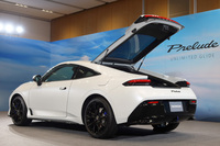 ほった「そういやサクライ編集部員は、『プレリュードなのにハッチバックなのが気になる』って言ってましたよ」　
	清水「ほった君といいサクライ君といい、webCGの人はなんでそんなヘンなことばっか気にするの？」