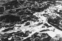 1962年9月に完成した三重の鈴鹿サーキット。ホンダの創業者である本田宗一郎たっての希望で開設されたサーキットで、同年11月の第1回全日本選手権ロードレースが“こけら落とし”となった。