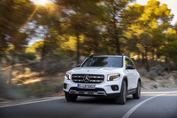 メルセデス・ベンツGLB250 4MATIC／GLB200d 4MATIC【海外試乗記】