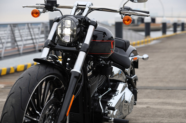 ハーレーダビッドソン・ブレイクアウト117（6MT）【レビュー】 最高に