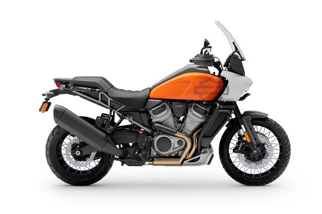 パンアメリカ1250 Vance＆Hines VANCE&HINES の パン・アメリカ1250用マフラー「アドベンチャー