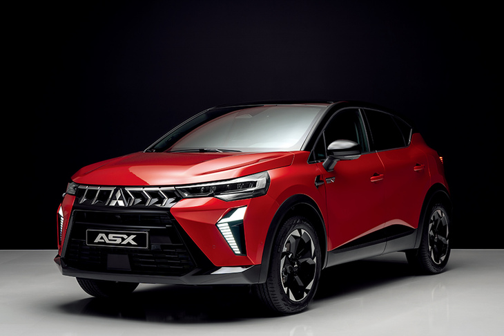 フロントフェイスが一新された三菱のコンパクトSUV「ASX」。
