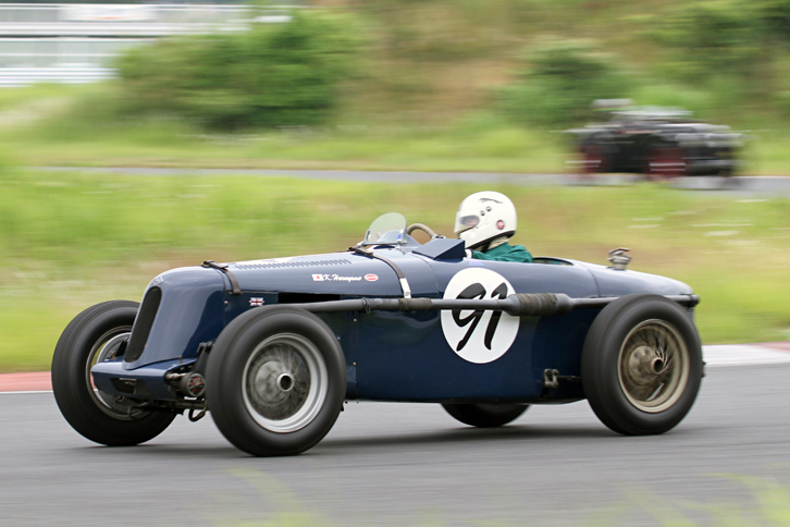 5台が出走したヴィンテージ・スポーツ走行より、1929年「ライレー9 12/4モノポスト」。