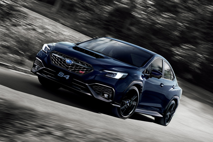 2024年12月に登場した「WRX S4」のアプライドE型。写真のボディーカラーは「ギャラクシーパープル・パール」と呼ばれるもので、アプライドE型の登場時に新設定された。