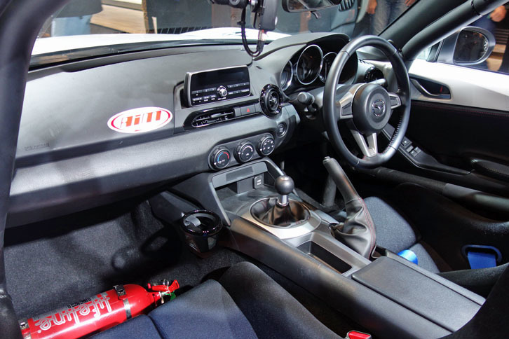 マツダ・ロードスターNR-A （パーティレース参加仕様車）