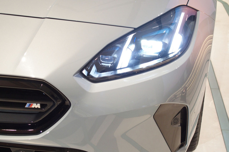 M235i xDriveグランクーペ（ヘッドランプ）