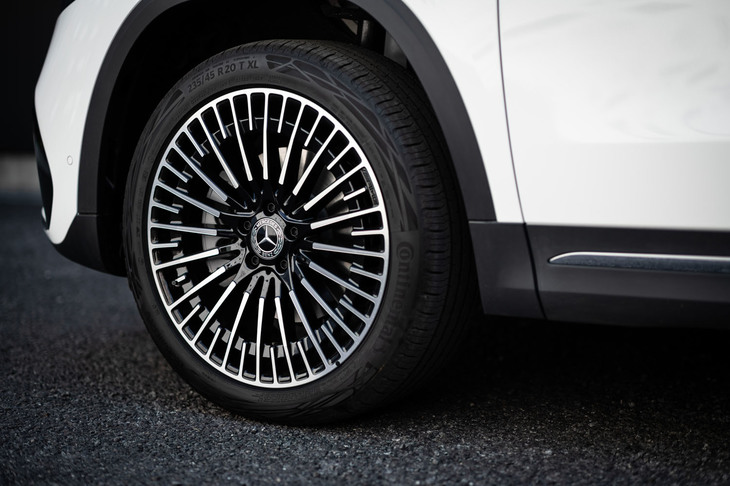 メルセデス・ベンツEQA250（タイヤ＆ホイール）
