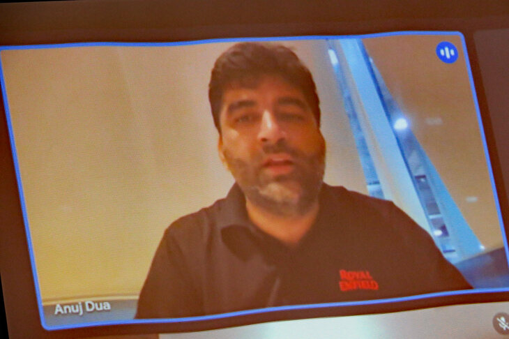 発表会には、ロイヤルエンフィールドでアジア太平洋地域のマーケットを統括するアヌージ・ドゥア氏もオンラインで参加した。