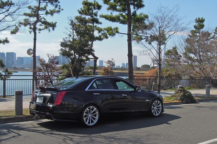 ドライブの目的地はお台場に決定。