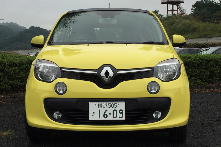 「トゥインゴ」は見た目も内装もとってもカワイイし、RRの走りがメッチャ楽しい。トゥインゴはICE車の「ホンダe」であると言ってもいい。こう話しているうちになんだか猛烈にトゥインゴが欲しくなってきた。