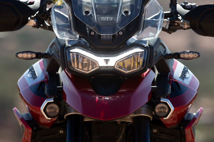 トライアンフ・タイガー900 GTプロ