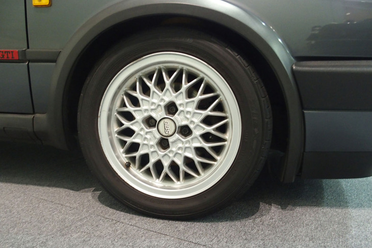 フォルクスワーゲン・ゴルフGTI（1990年）／ヤナセクラシックカーセンター