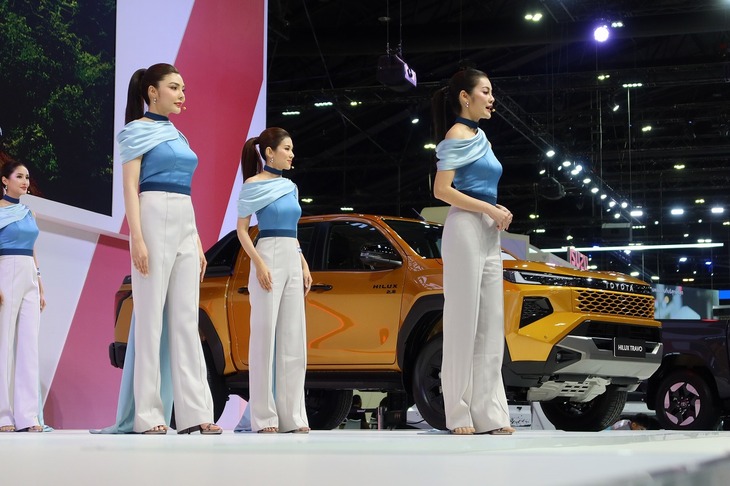 筆者が新型「ハイラックス」と対面したのは2025年11月29日に開幕した「タイモーターエキスポ2025」の会場で。