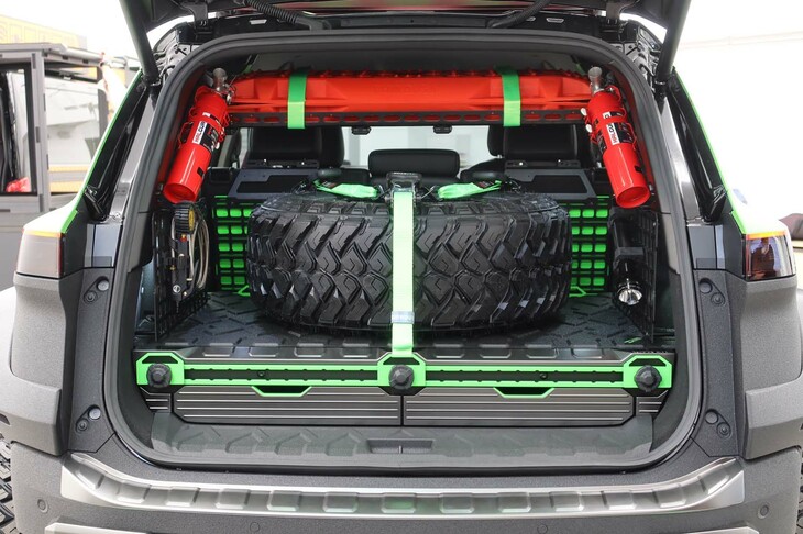 日産エクストレイル クローラー コンセプト（ラゲッジルーム）