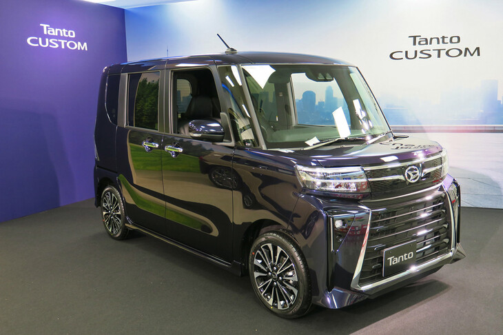 ダイハツ・タント カスタム（エクステリア）