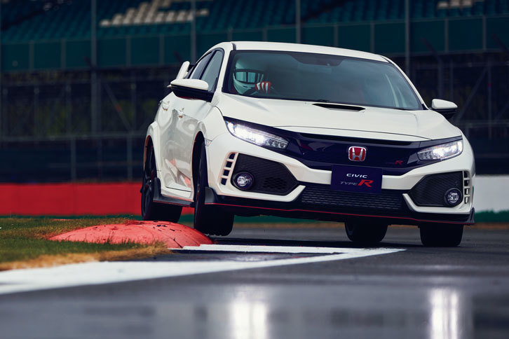 「ホンダ・シビック タイプR」