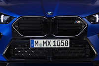 見よ！ この「BMW X2」の光り輝くキドニーグリルを！　
	ほった「……って言うほどには目立ちませんね」　
	清水「まぁ『XM』や『7シリーズ』ほどじゃないよね。悔しいけど」