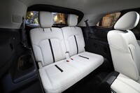 マツダが3列シートの新型SUV「CX-80」を発売　充実した装備を誇る新たな旗艦モデルの画像