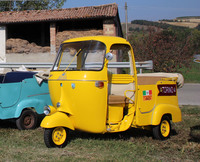 イタリア61の大会車両に供された「ピアッジョ・アペ」のタクシーの再現。2018年9月。