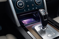 「ランドローバー・ディスカバリー スポーツ」の2020年モデル登場　シャシーを大幅改良の画像