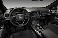 ブラックにブルーが映える 「ジープ・グランドチェロキー」の限定車発売の画像