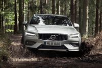 ボルボが新型「V60クロスカントリー」を発表