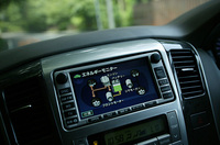 トヨタ・アルファードハイブリッド 8人乗り 4WD（CVT）【ブリーフテスト】の画像