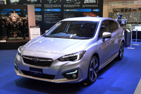 新型「インプレッサ スポーツ」のプロトタイプ。