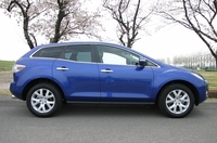 上からつぶしたようなフロントマスクがね、唯一ちょっと……。