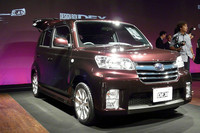 スバルの新型コンパクトカー「DEX（デックス）」発売の画像