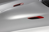 BMW、軽量＆高性能版「M3 CRT」を発表の画像