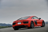 アウディの最上級スポーツモデルである「R8」。2代目となる新型は2015年3月のジュネーブショーで世界初公開された。