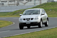 続けて試したのは「アクティブ・エンジン・ブレーキ」。エンジンブレーキを制御して減速や制動をアシストする技術で、具体的にはCVTのギア比を低速側に変化させることによって実現している。