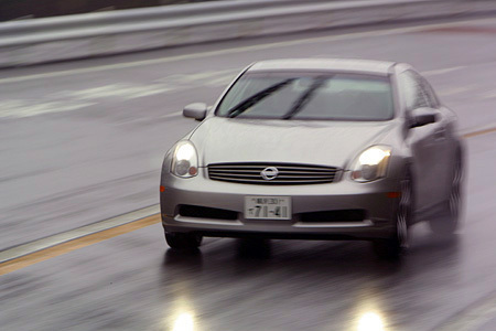 日産スカイラインクーペ350GTプレミアム（6MT）【ブリーフテスト