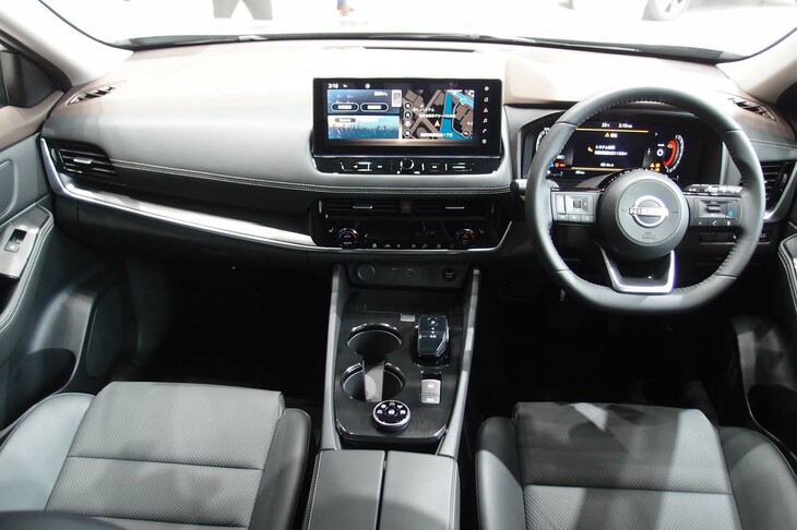 日産エクストレイルX e-4ORCE エクストリーマーX（インストゥルメントパネル）