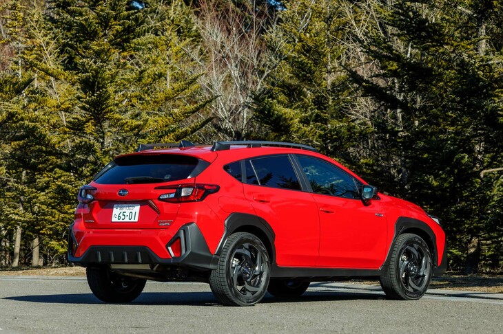 2024年12月にストロングハイブリッド車が追加された「スバル・クロストレック」。「プレミアムS：HEV」と「プレミアムS：HEV EX」（写真）の2グレードが用意される。
