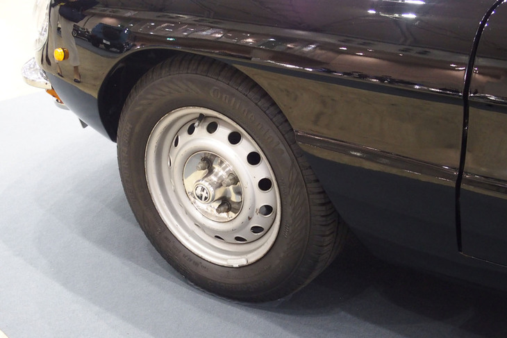 アルファ・ロメオ・スパイダー デュエット1300ジュニア（1969年）／Auto Alpha-1