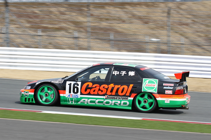 BTCC（英国ツーリングカー選手権）に準じたレギュレーションで実施されていた1996年の全日本ツーリングカー選手権（JTCC）で、中子 修が駆り2勝を挙げた「カストロール無限アコード」。今回は山本尚貴がドライブした。