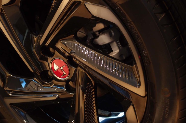 DS 3クロスバック（リアホイール）