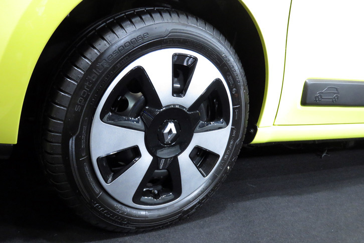 ルノー・トゥインゴ ゼン