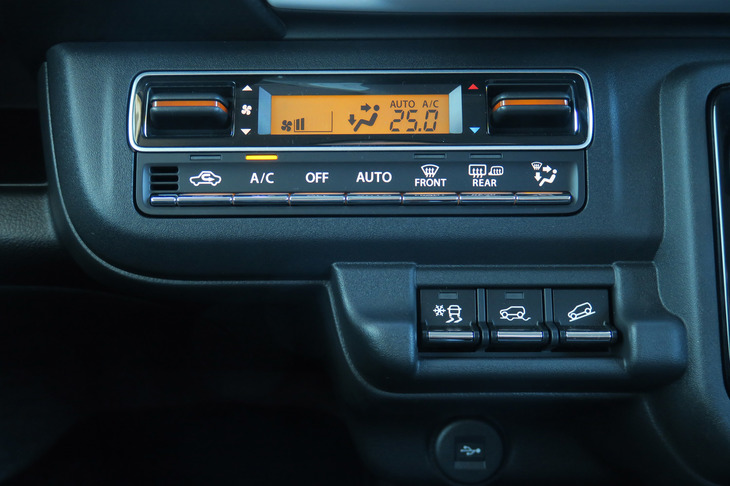 スズキ・ハスラー ハイブリッドXターボ（4WD）（センタークラスター）