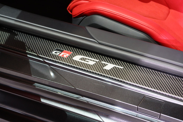 トヨタGR GT（サイドシル）