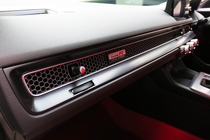 ホンダ・シビック タイプR（エアコン吹き出し口）