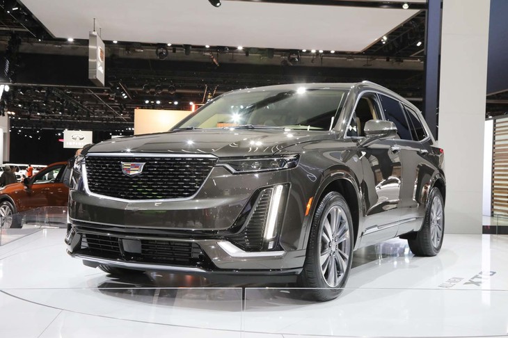 キャデラックのニューモデル「XT6」。FFベースのモノコックボディーを採用した、3列シートを備えるミディアムサイズのSUV。