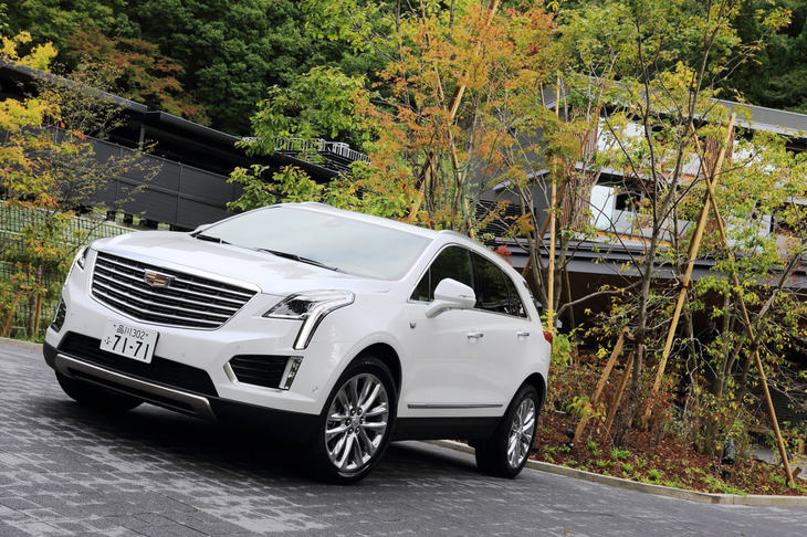 エンジン横置きのFFのプラットフォームをベースに開発されたミドルサイズSUV「XT5クロスオーバー」。今日における、「世界で最も売れているキャデラック」である。