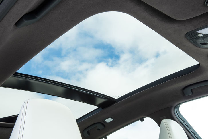 インフィニティQX50（サンルーフ）